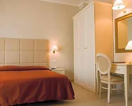 Gradara מלון 3*